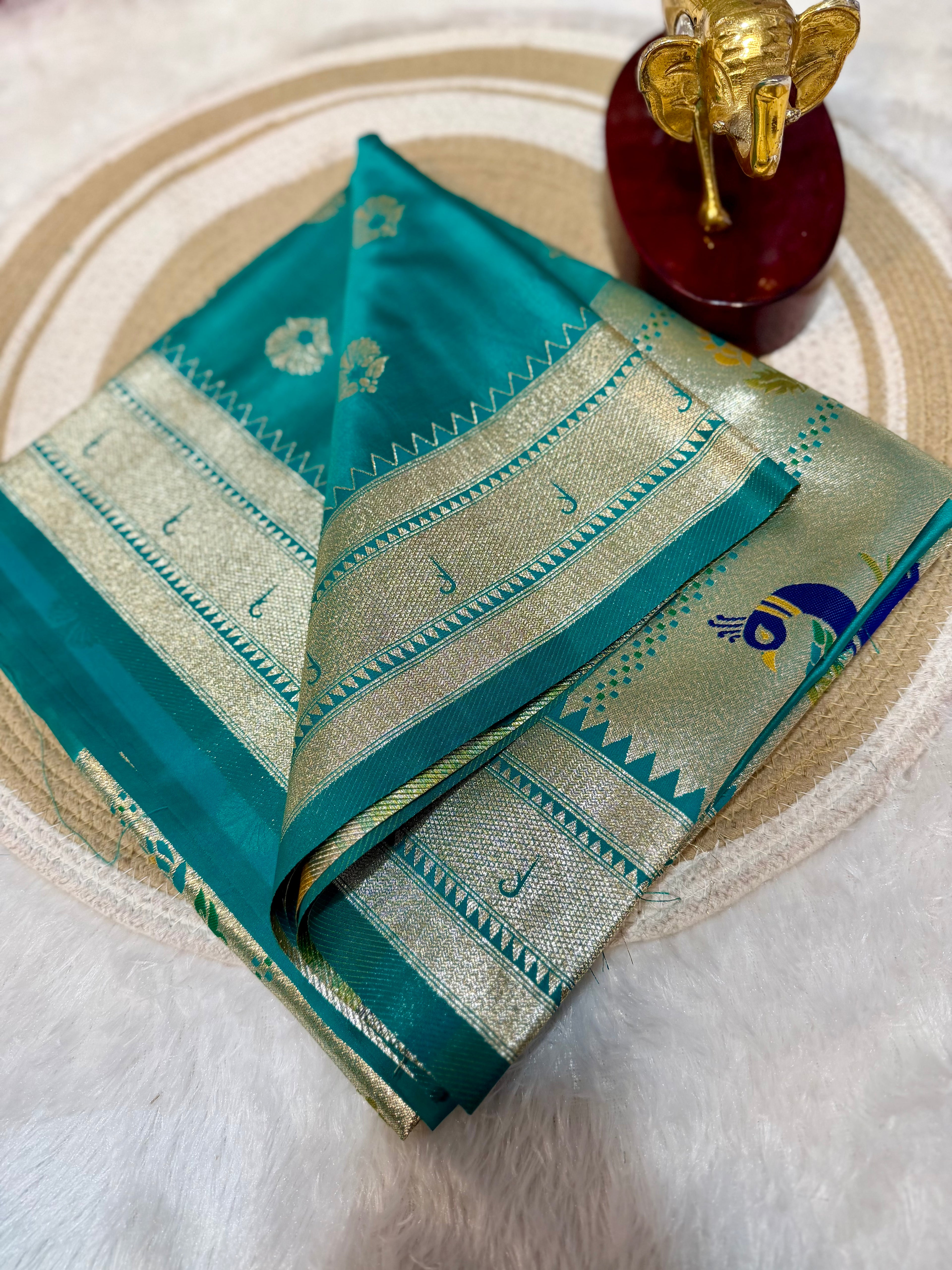 vahini saheb paithani